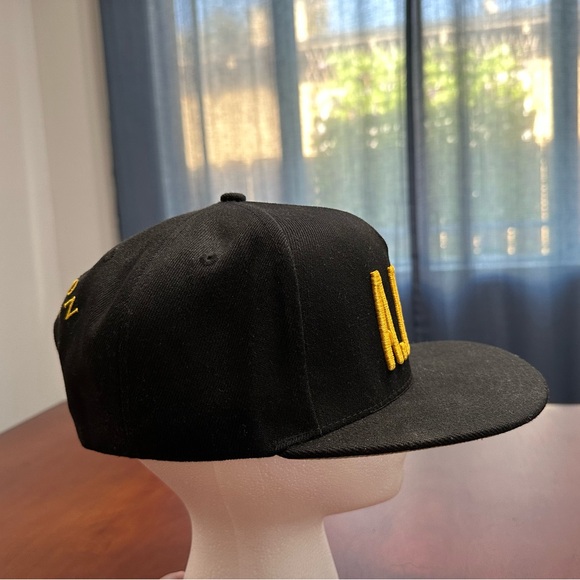 Official Hamilton Cap - Picture 8 of 9